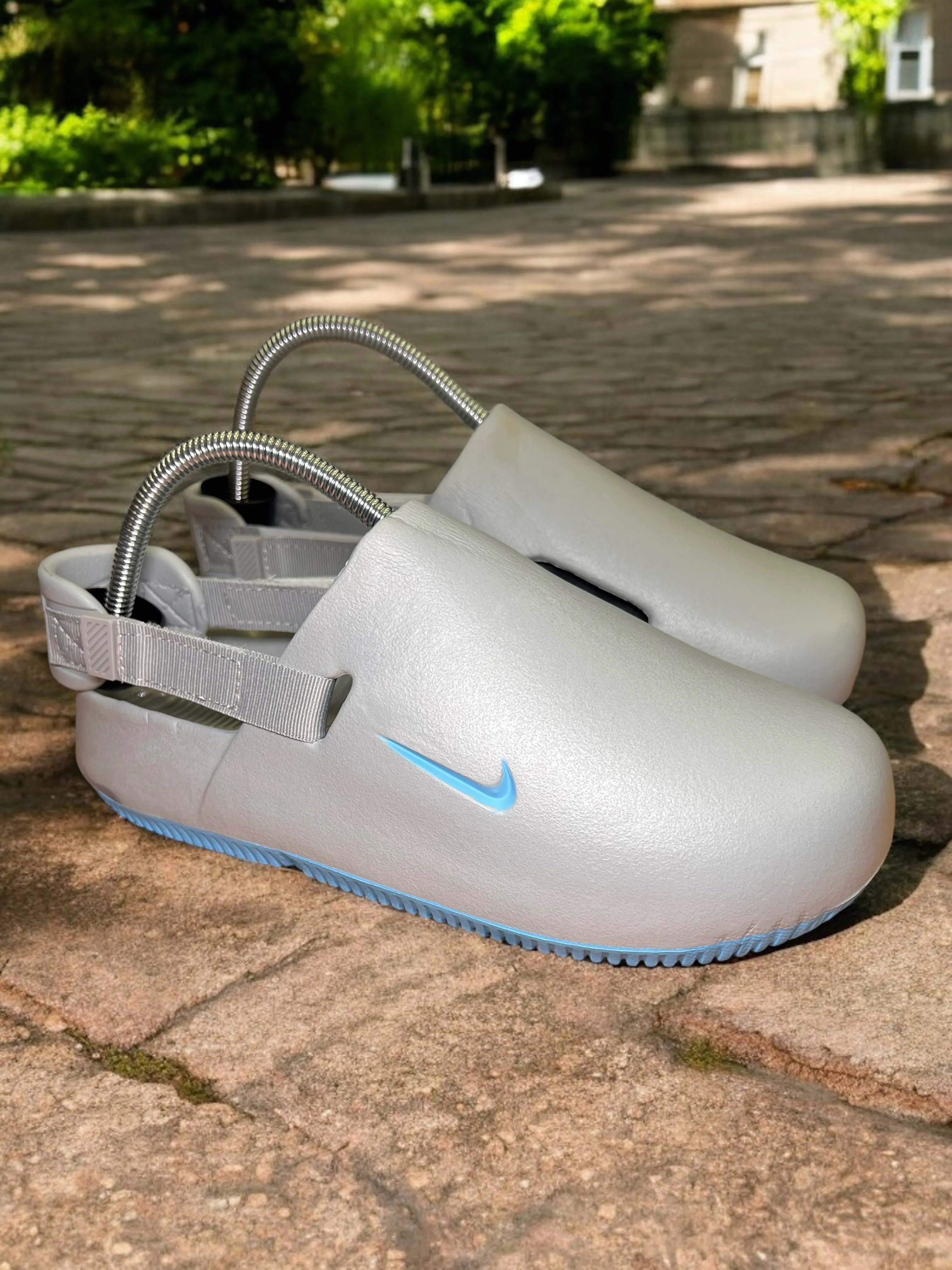 Nike Calm Slide Clogs - Matte with Gold Accents