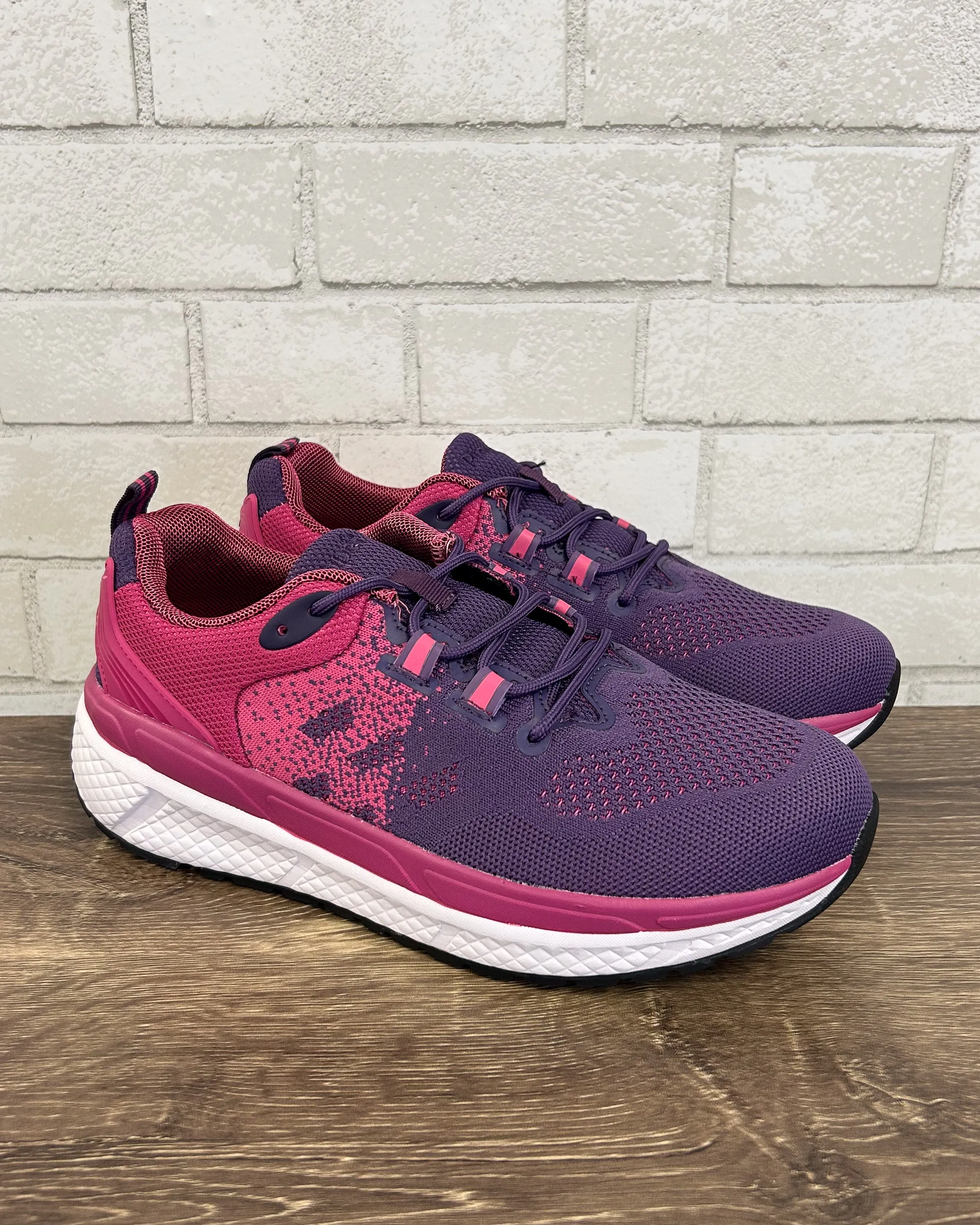 Propét Ultra | Dark Pink & Purple | WIDE