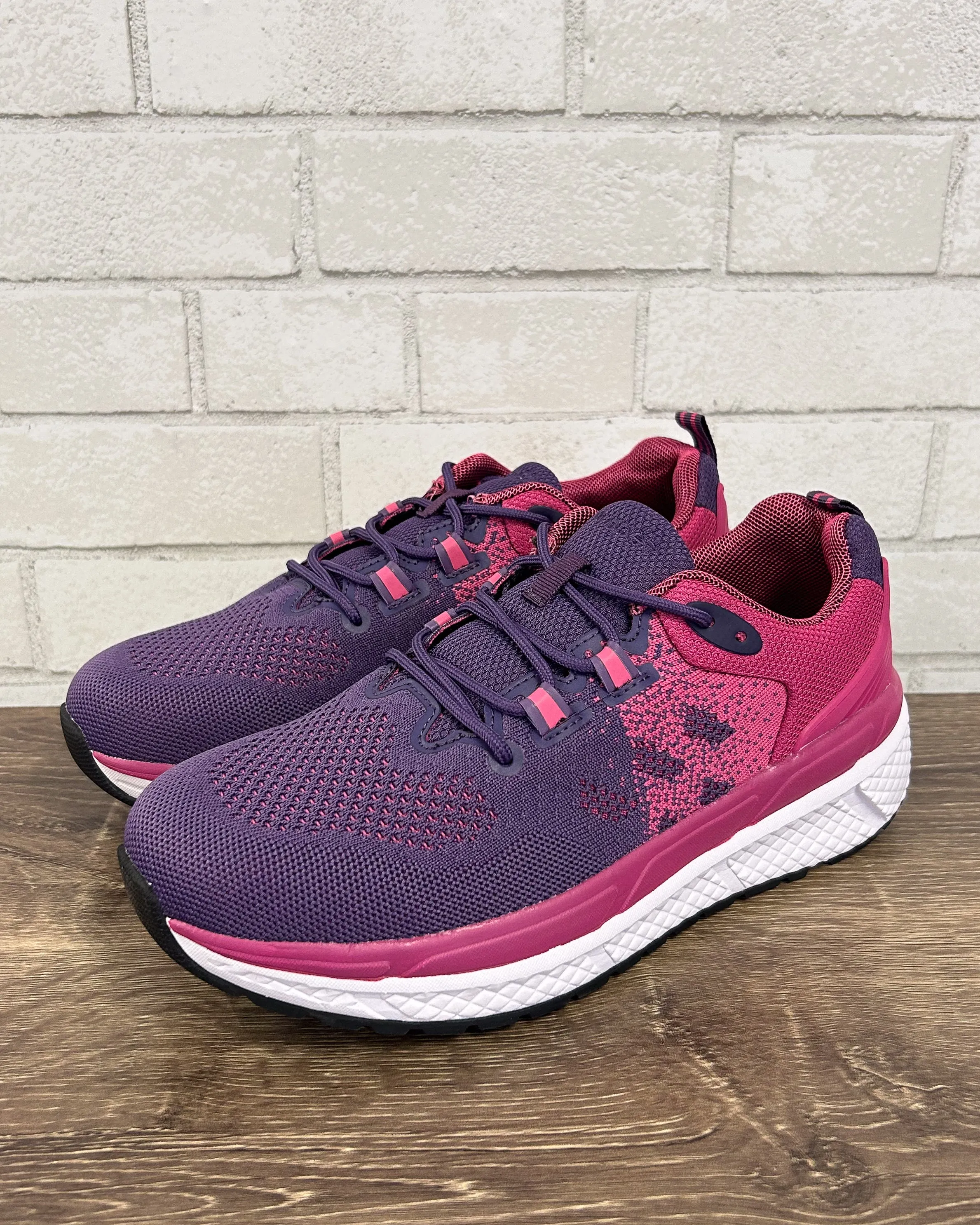 Propét Ultra | Dark Pink & Purple | WIDE