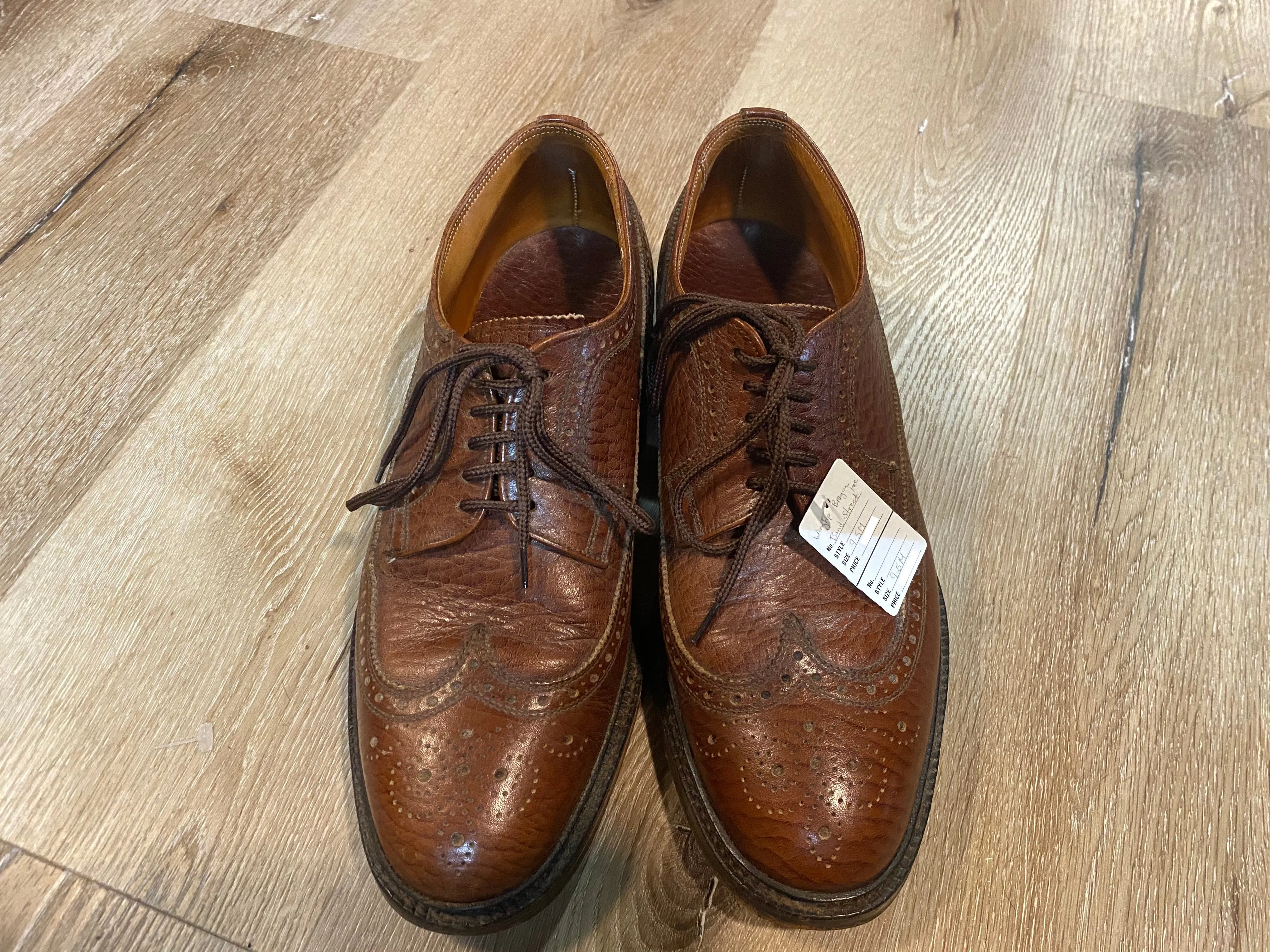 Wingtip Brogue Bondstreet by Dack's Derby Shoes 9.5M 42/43 (Canada)