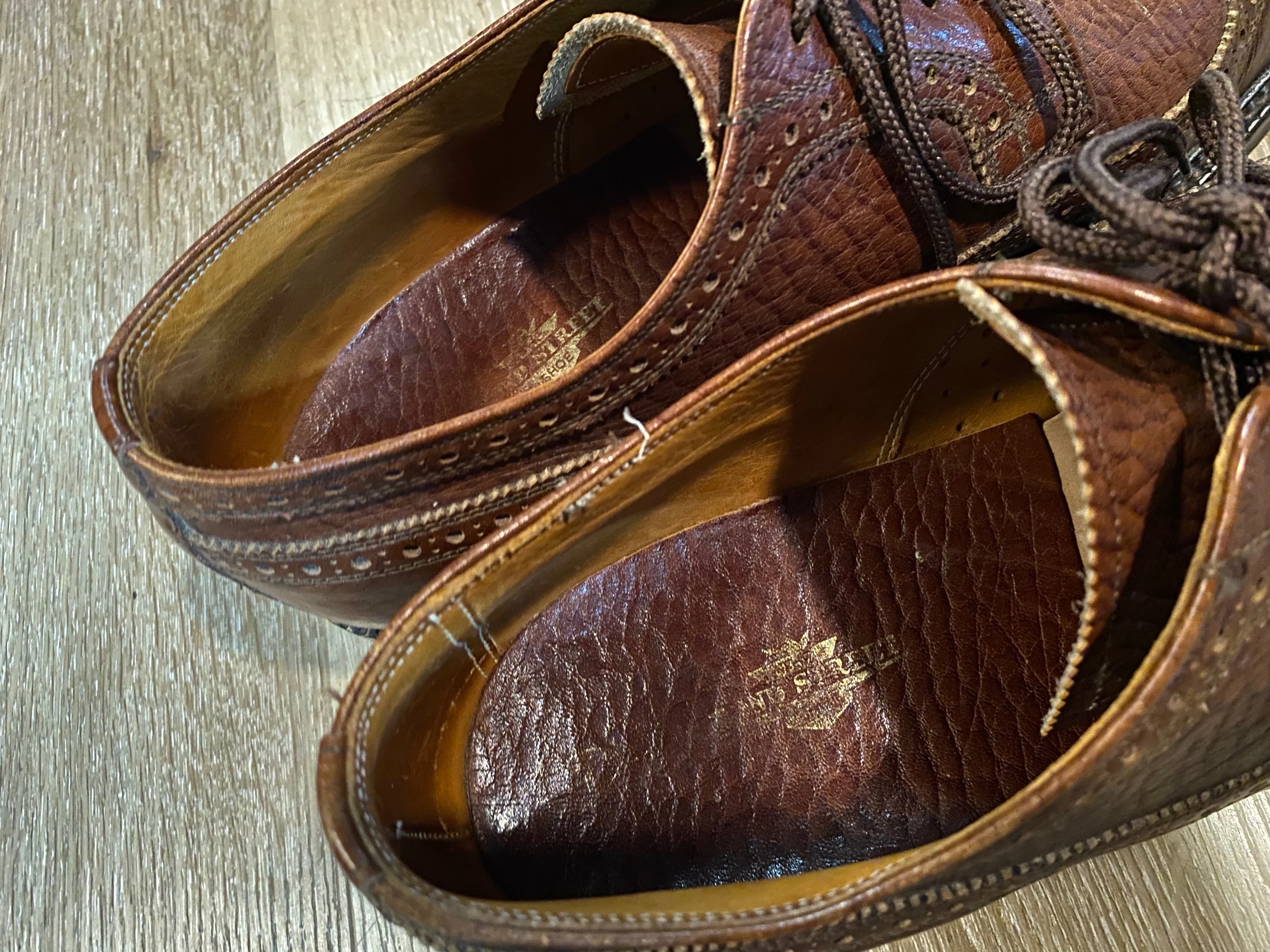 Wingtip Brogue Bondstreet by Dack's Derby Shoes 9.5M 42/43 (Canada)